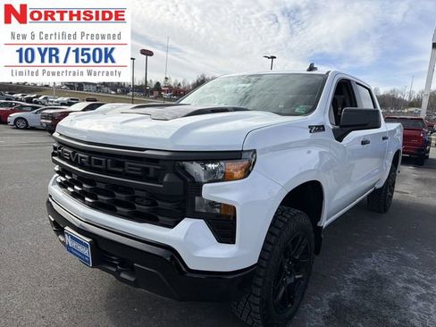 New 2026 Chevrolet Silverado 1500 Custom Trail Boss w/ Dark Appearance Package image 1