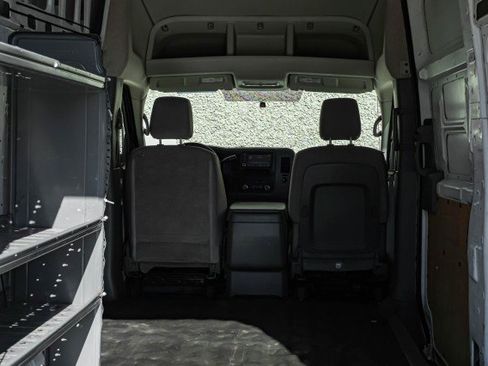 Used 2020 Nissan NV 2500 SV image 35