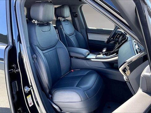 New 2026 Land Rover Range Rover Sport SE AWD/4WD image 11