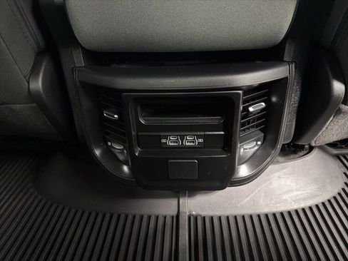 Used 2023 RAM 1500 Big Horn AWD/4WD image 11