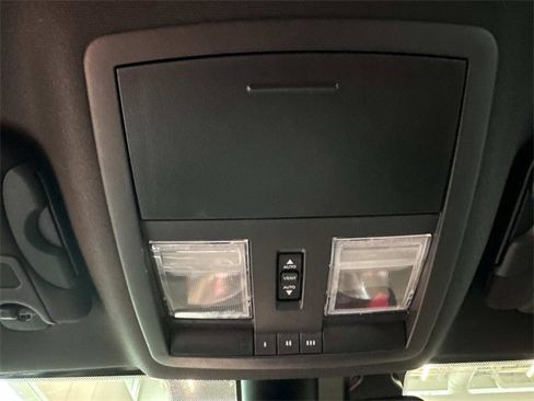 Used 2019 Dodge Challenger R/T Scat Pack image 17