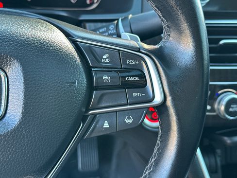 Used 2022 Honda Accord Touring image 26