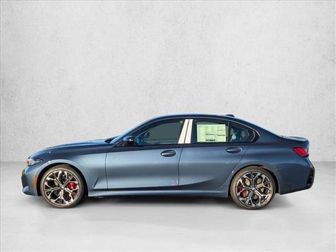 New 2026 BMW 330i Sedan w/ M Sport Package RWD image 5