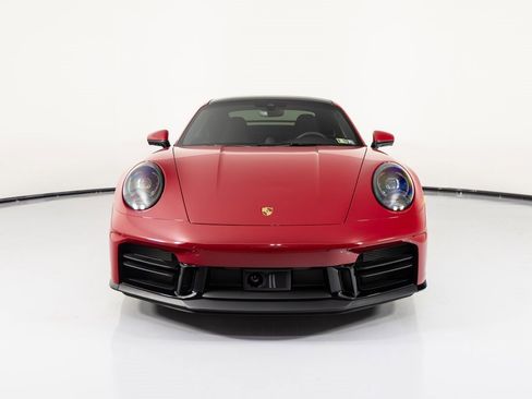 Certified 2025 Porsche 911 Carrera image 13