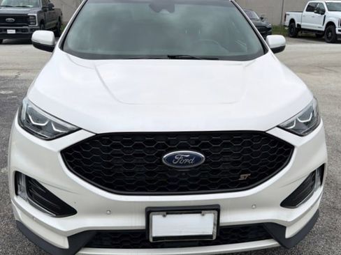 Used 2019 Ford Edge ST w/ Equipment Group 401A AWD/4WD image 4
