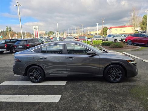 New 2026 Nissan Sentra SV image 4