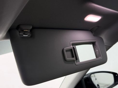 Used 2025 Audi Q5 Premium Plus w/ Premium Plus image 25