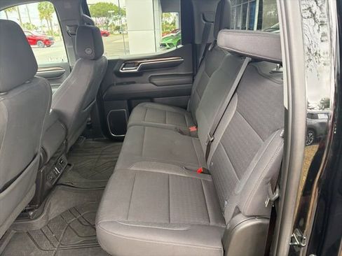 Used 2023 Chevrolet Silverado 1500 LT w/ Protection Package AWD/4WD image 7