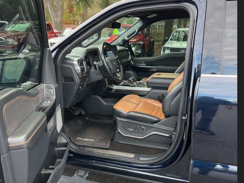 Used 2022 Ford F150 Platinum image 3