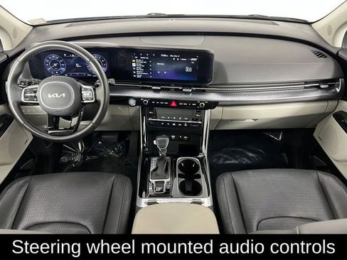 Used 2024 Kia Carnival SX Prestige image 11