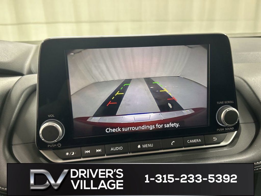 Used 2024 Nissan Rogue SV w/ SV Premium Package AWD/4WD image 15