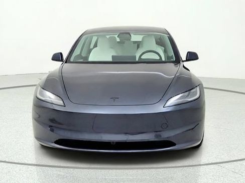 Used 2026 Tesla Model 3 RWD image 2