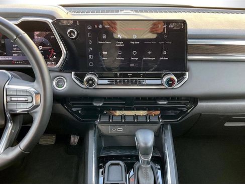 Used 2024 GMC Canyon Elevation w/ Trailering Package image 12