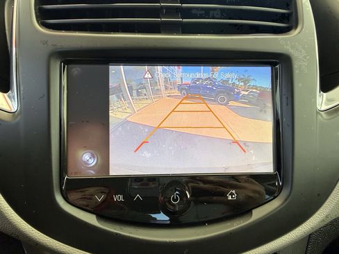 Used 2016 Chevrolet Trax LTZ image 19