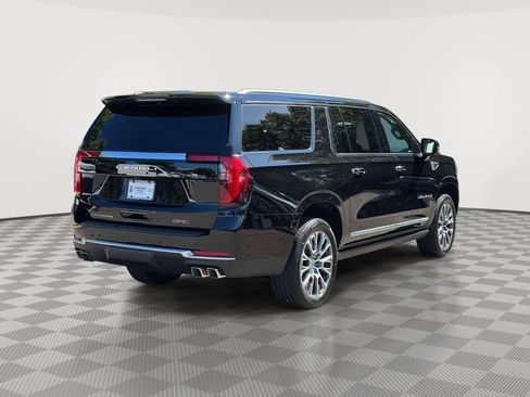 Used 2026 GMC Yukon XL Denali w/ Sun & Power Step Package AWD/4WD image 7