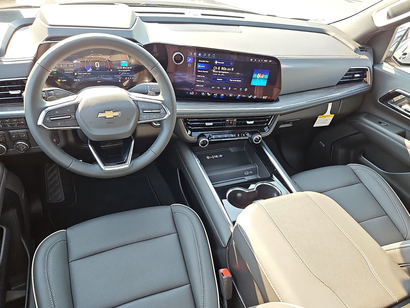 New 2026 Chevrolet Suburban Premier AWD/4WD image 10