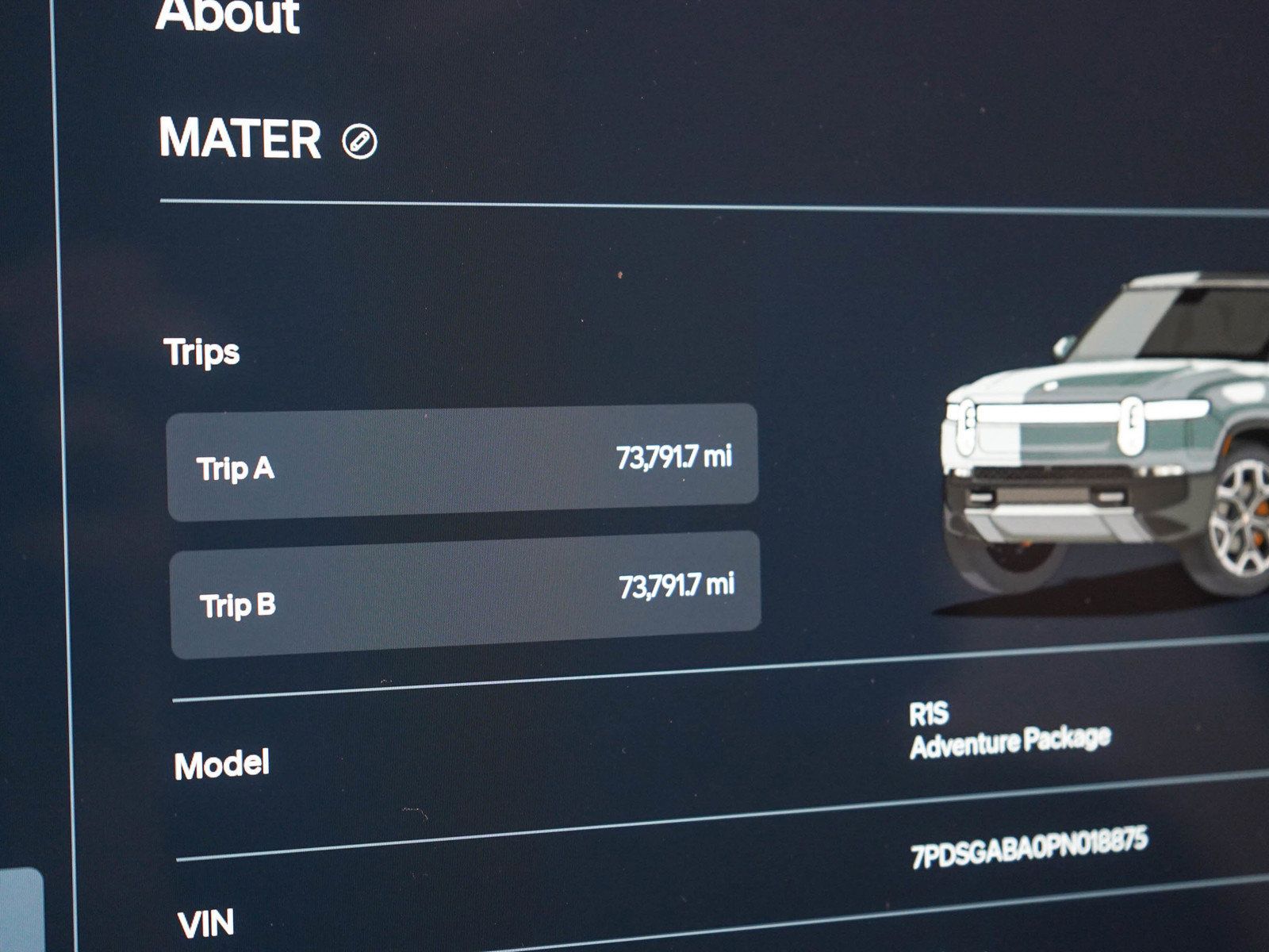 Used 2023 Rivian R1S Adventure Quad AWD/4WD image 32