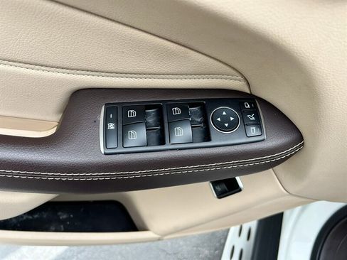 Used 2019 Mercedes-Benz GLE 400 4MATIC w/ Premium 1 Package image 32