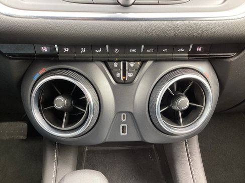 Certified 2023 Chevrolet Blazer LT w/ Driver Confidence Package image 21