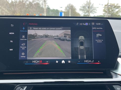 New 2026 BMW X1 M35i w/ Convenience Package image 4