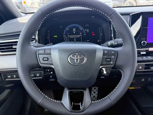 New 2026 Toyota Camry SE image 8