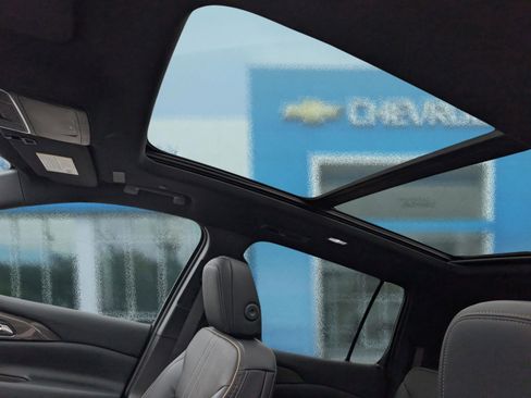 New 2026 Chevrolet Traverse High Country image 18
