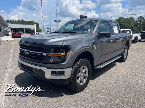 Used 2025 Ford F150 XLT w/ Equipment Group 301A Standard AWD/4WD image 3