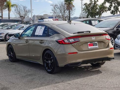 Used 2025 Honda Civic Sport image 6