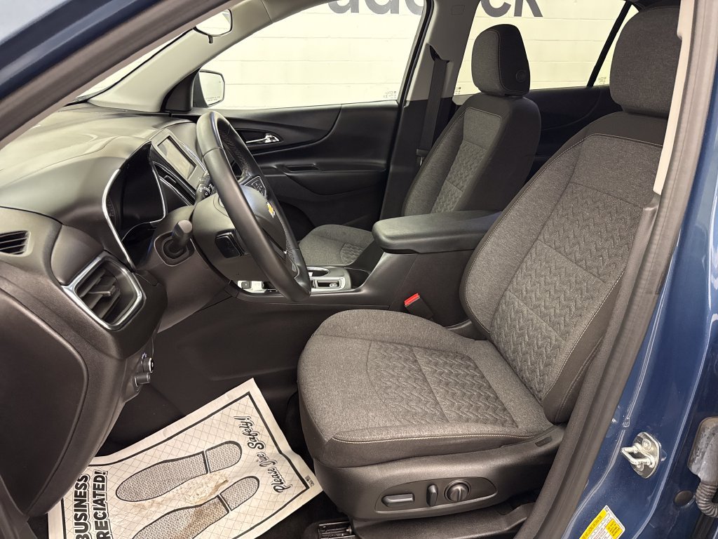 Used 2024 Chevrolet Equinox LT w/ LPO, Floor Liner Package AWD/4WD image 11