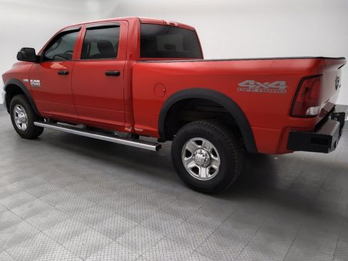 Used 2018 RAM 2500 Tradesman w/ Chrome Appearance Group AWD/4WD image 3