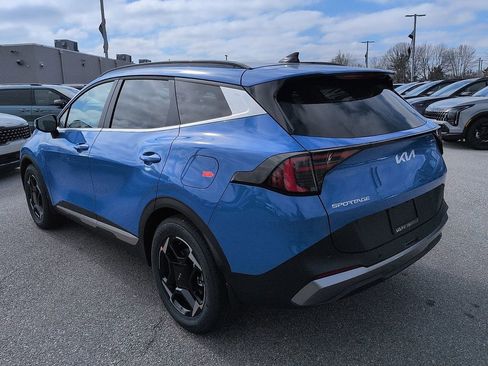 New 2026 Kia Sportage EX w/ EX Panorama Roof Package FWD image 5