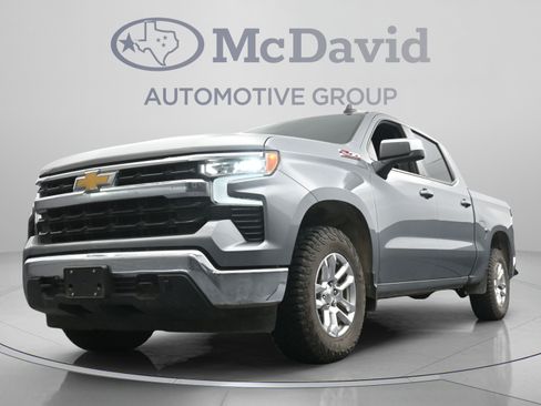 Used 2024 Chevrolet Silverado 1500 LT w/ Z71 Off-Road Package AWD/4WD image 26