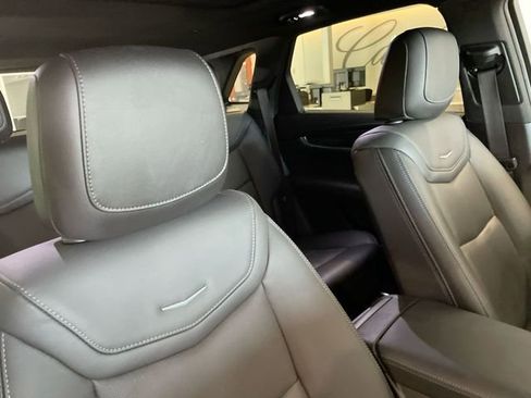 Certified 2023 Cadillac XT5 Premium Luxury FWD image 21