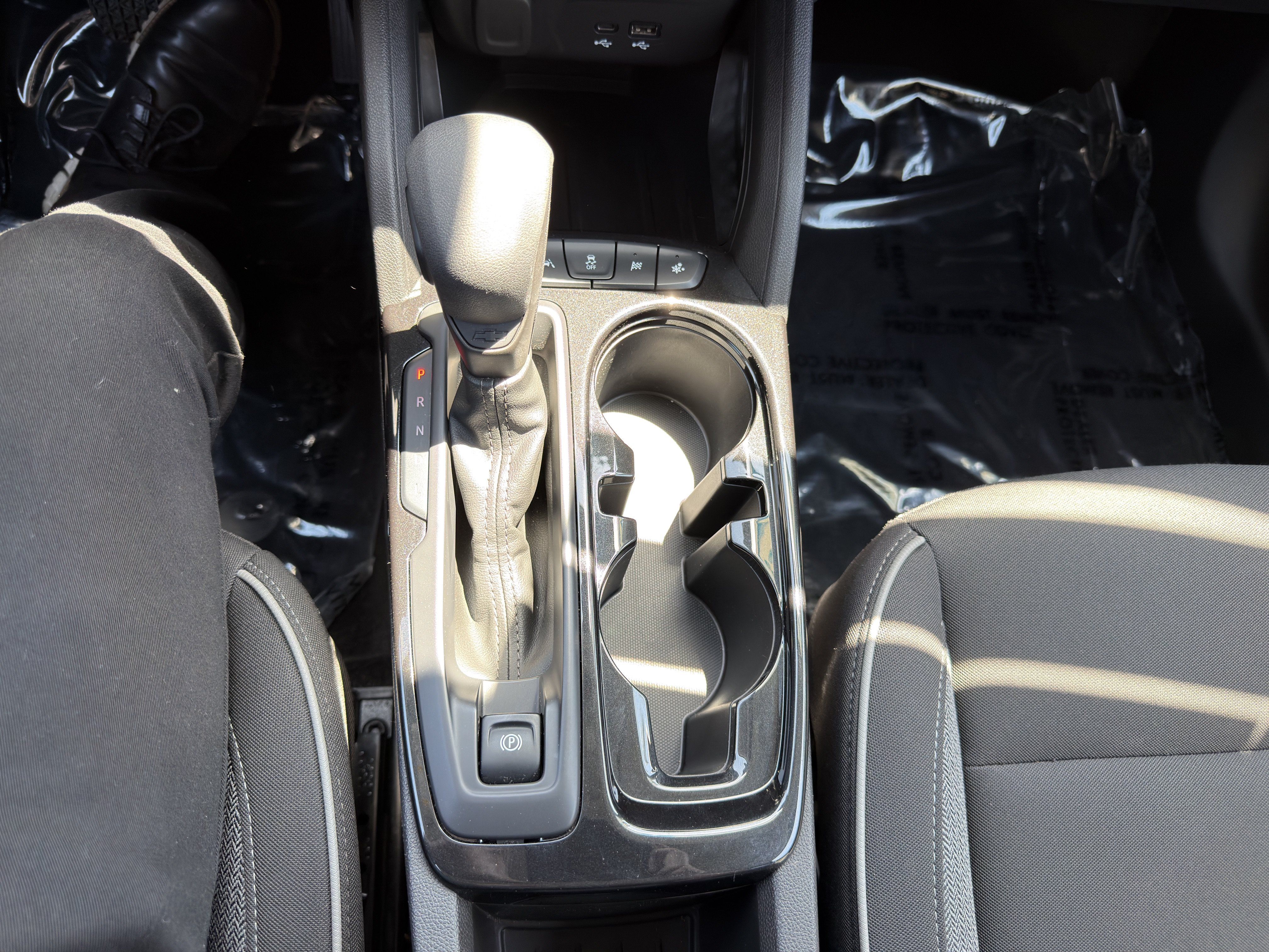 Used 2024 Chevrolet TrailBlazer LT FWD image 30
