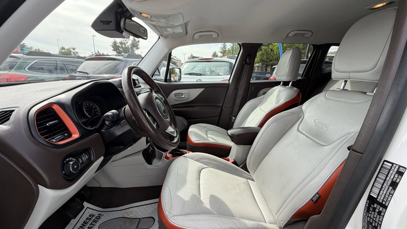Used 2015 Jeep Renegade Limited w/ Safety & Security Group I FWD image 7