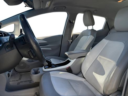 Used 2017 Chevrolet Bolt Premier w/ Driver Confidence II Package image 9