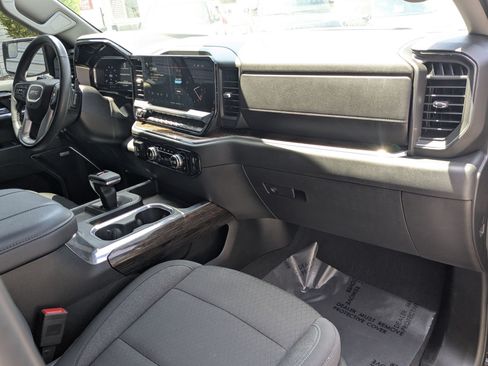 Used 2024 GMC Sierra 1500 Elevation w/ Preferred Package AWD/4WD image 37