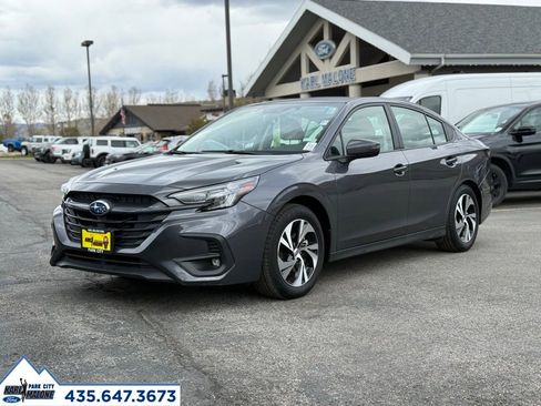 Used 2025 Subaru Legacy Premium AWD/4WD image 1