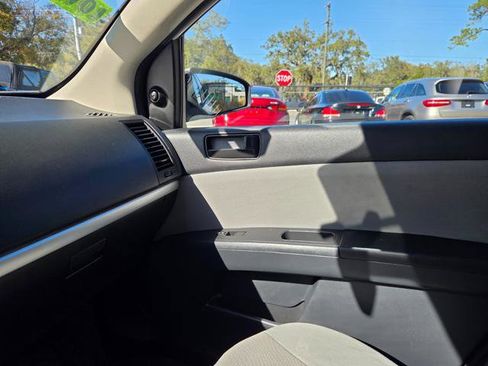 Used 2011 Nissan Sentra 2.0 image 21