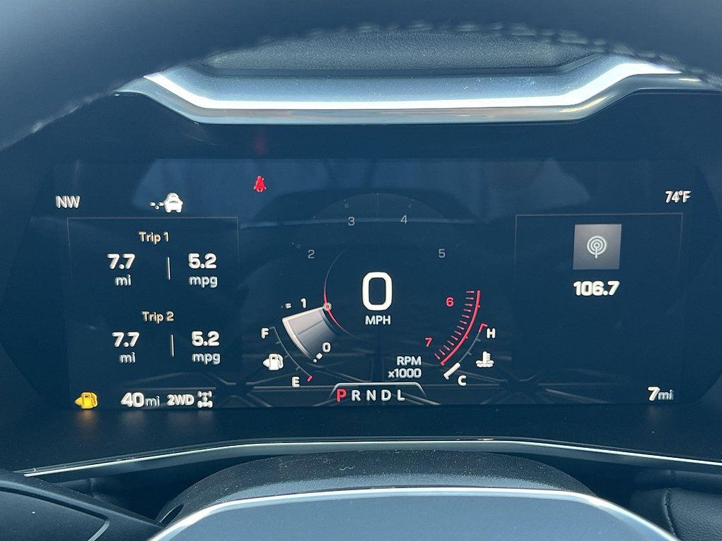New 2026 GMC Canyon Elevation w/ Technology Package AWD/4WD image 14