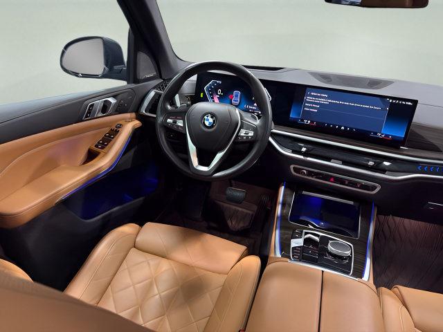 Used 2024 BMW X5 xDrive40i w/ Premium Package AWD/4WD image 28