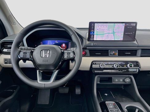 New 2026 Honda Pilot image 2
