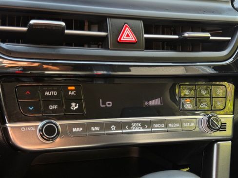 Certified 2024 Kia Seltos S FWD image 22