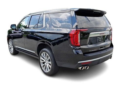 Used 2024 GMC Yukon Denali AWD/4WD image 3