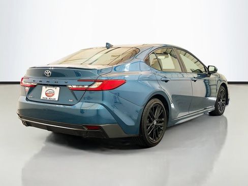 Used 2025 Toyota Camry SE w/ Multimedia Upgrade Package FWD image 4
