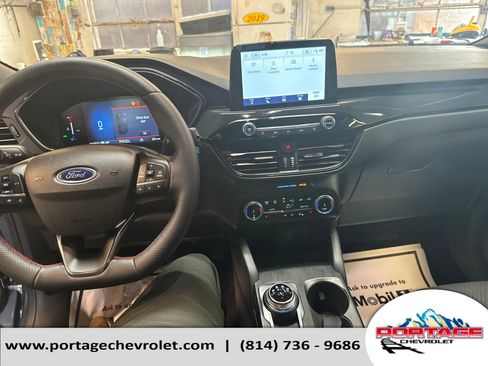 Used 2025 Ford Escape ST-Line Select image 14