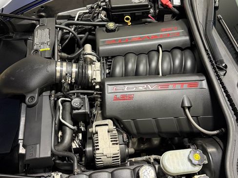 Used 2007 Chevrolet Corvette Coupe w/ Preferred Equipment Group RWD image 14
