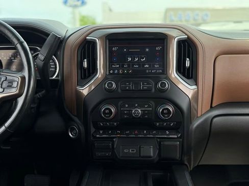 Used 2023 Chevrolet Silverado 2500 High Country w/ Z71 Off-Road Package AWD/4WD image 27