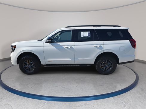 Used 2025 Ford Expedition Tremor AWD/4WD image 8