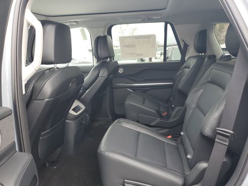 New 2026 Lincoln Navigator Reserve image 27